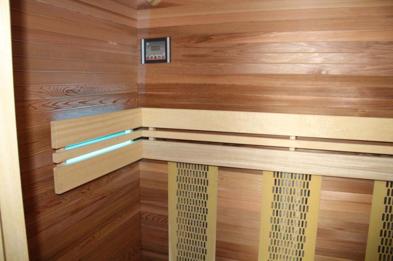 Les Chambres D'Eugenie Poyanne Luaran gambar